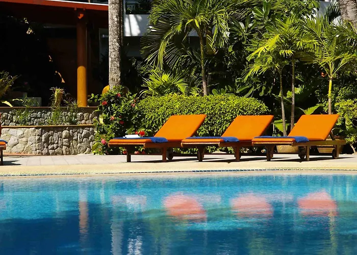 Safari Beach Hotel Patong